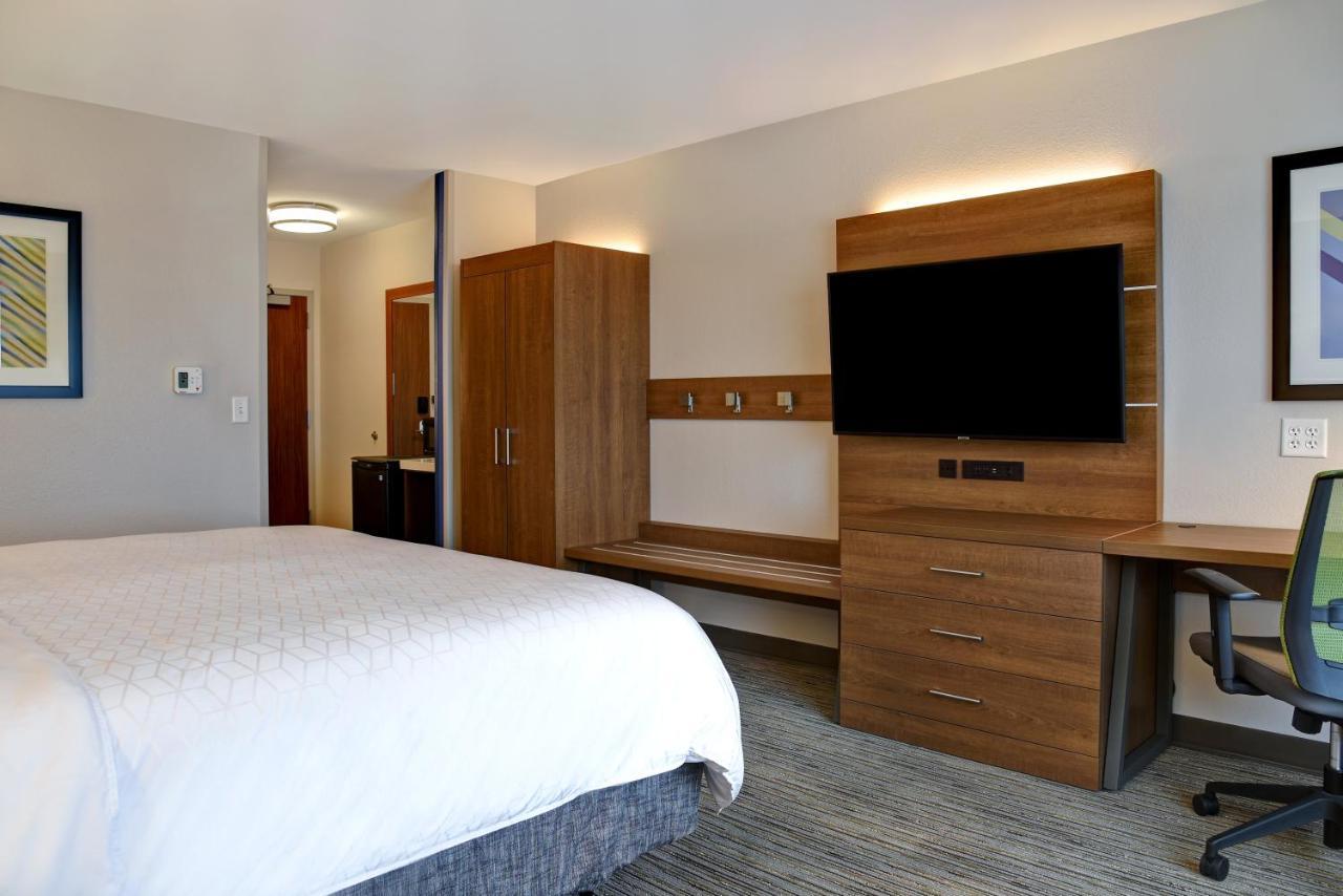 Holiday Inn Express & Suites - Ottawa By Ihg Экстерьер фото